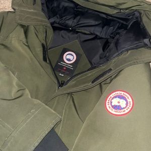 Dark green XL Canada Goose